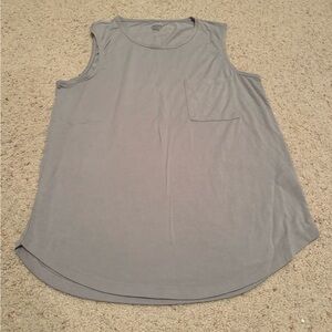Women's Medium Sleeveless Pocket Tank Top - Light Gray Brand Jockey